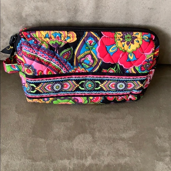 Vera Bradley Handbags - Gently used Vera Bradley Small Cosmetic